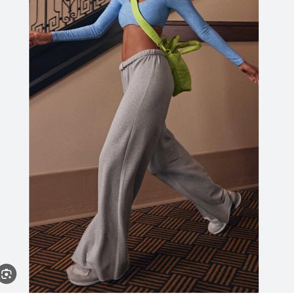 Aerie Offline Ott Fleece Super Wide Leg Lounge Sweat Pant Beach Tan Size Small - Picture 2 of 11